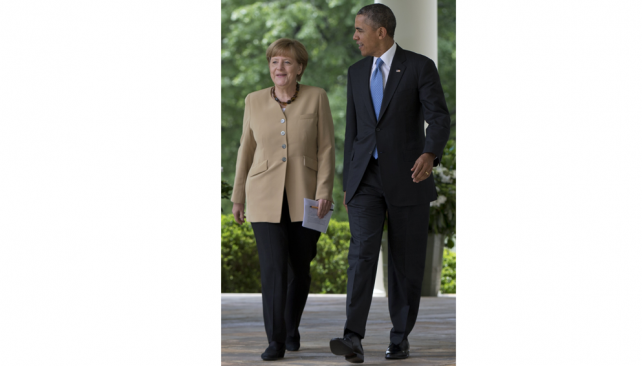 Juntos. Merkel y Obama.